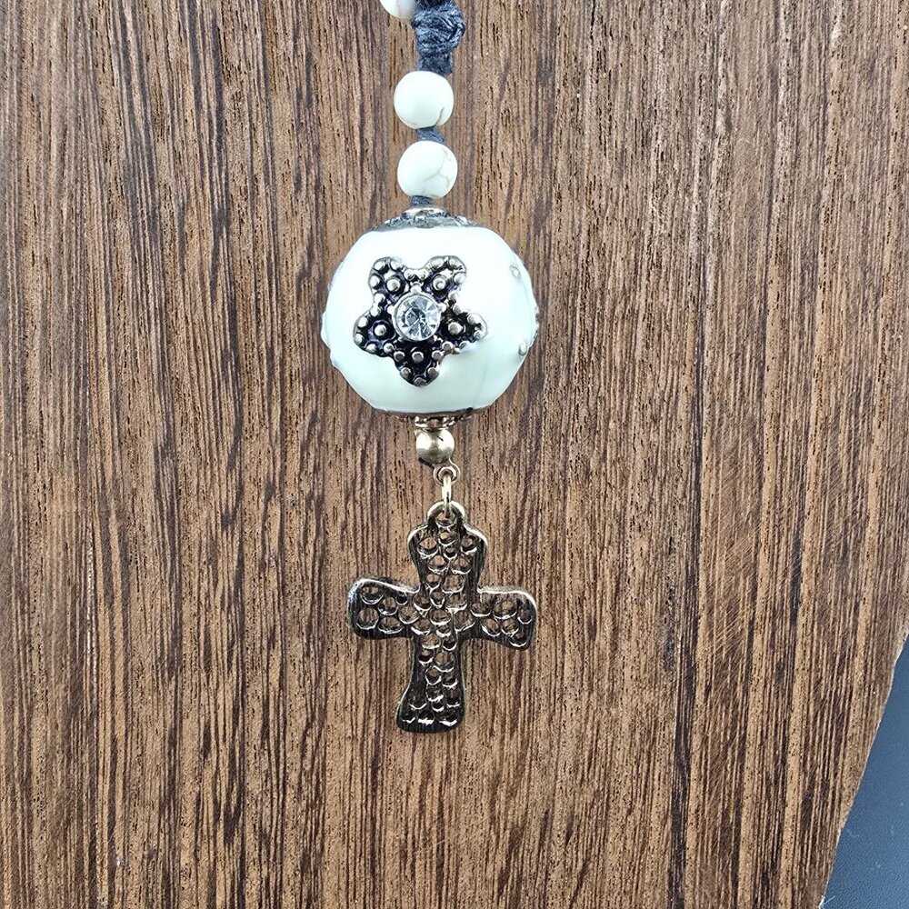 White Beaded Rosary Necklace Large Accent Bead & Gold-Tone Cross - Picture 5 of 7